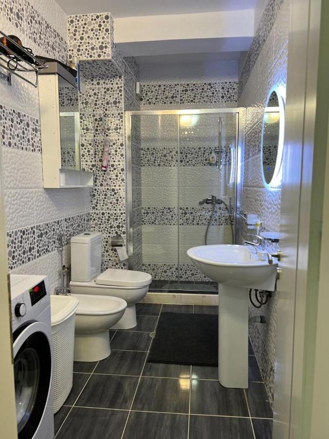 White Sidesea View Apartment Saranda Dış mekan fotoğraf