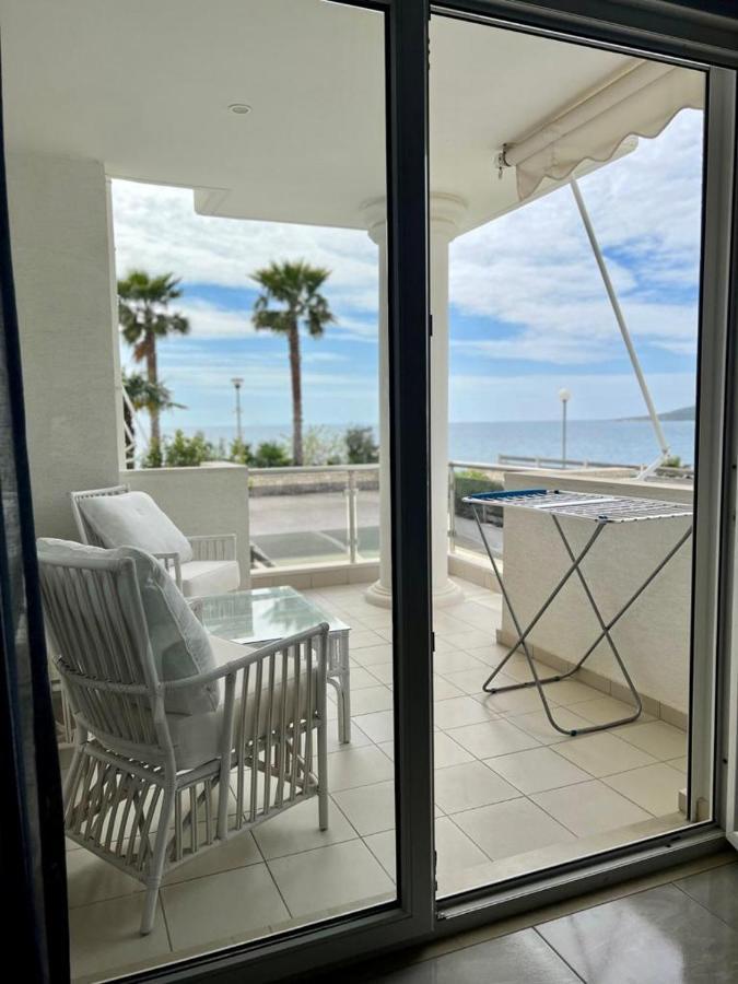 White Sidesea View Apartment Saranda Dış mekan fotoğraf